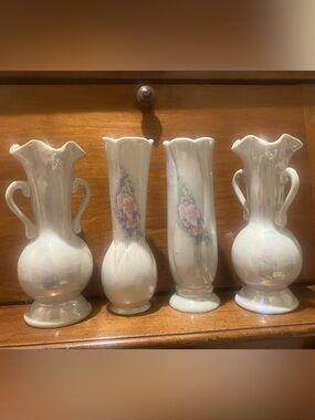 Pearlescent White Ceramic Floral Bud Vases (Set of 4)